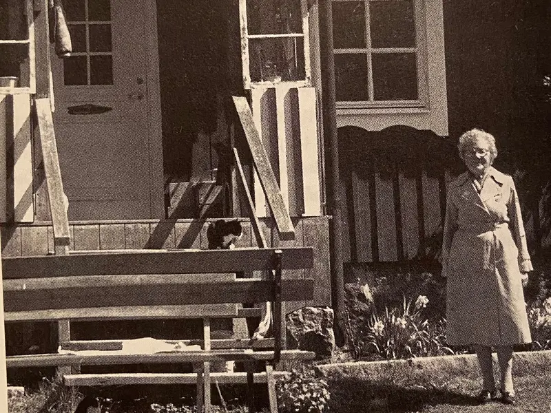 Tyra Persson, Åke Sandin